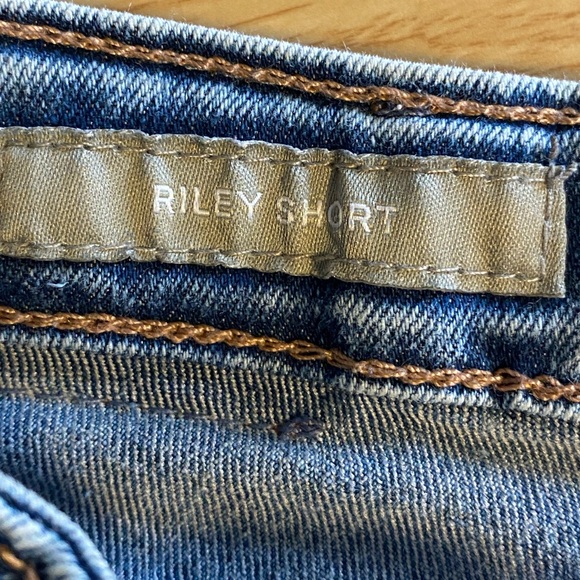 Lucky Brand Riley Short Shorts Size 10 - Picture 3 of 9